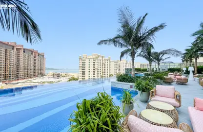 Apartment - Studio - 1 Bathroom for rent in The Palm Tower - Palm Jumeirah - Dubai
