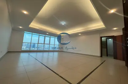 Apartment - 3 Bedrooms - 4 Bathrooms for rent in Al Aryam Tower - Tourist Club Area - Abu Dhabi