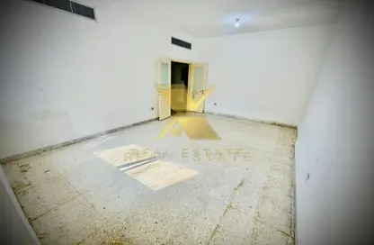 Apartment - 3 Bedrooms - 3 Bathrooms for rent in Sedar Building - Tourist Club Area - Abu Dhabi
