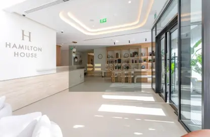 Apartment - Studio - 1 Bathroom for rent in Hamilton House - Jumeirah Village Circle - Dubai