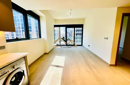 Apartment - 2 Bedrooms - 2 Bathrooms for rent in AZIZI Riviera - Meydan One - Meydan - Dubai