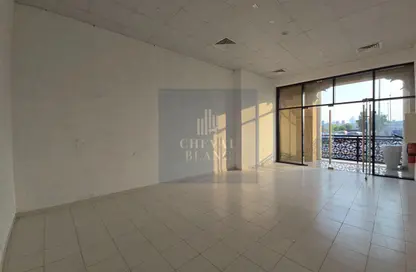 Retail - Studio for rent in Carlton Dubai Creek - Baniyas Road - Deira - Dubai