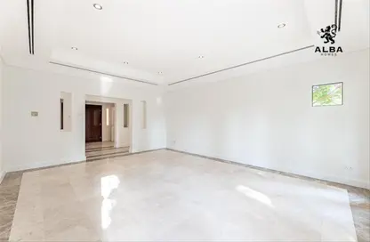 Villa - 5 Bedrooms - 6 Bathrooms for rent in Meadows 6 - Meadows - Dubai
