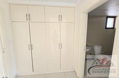 Apartment - 3 Bedrooms - 3 Bathrooms for rent in Muwaileh Commercial - Sharjah