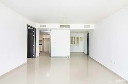 Apartment - 3 Bedrooms - 5 Bathrooms for rent in Tala Tower - Marina Square - Al Reem Island - Abu Dhabi