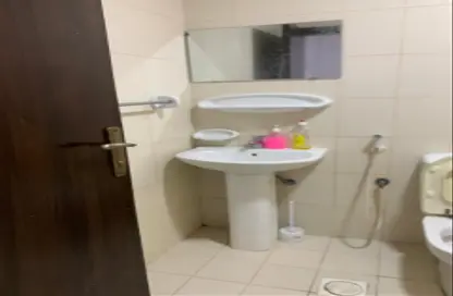Bathroom image for: Apartment - 1 Bathroom for rent in Al Mowaihat - Ajman, Image 1