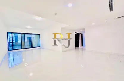 Apartment - 3 Bedrooms - 3 Bathrooms for rent in Mankhool Building - Mankhool - Bur Dubai - Dubai