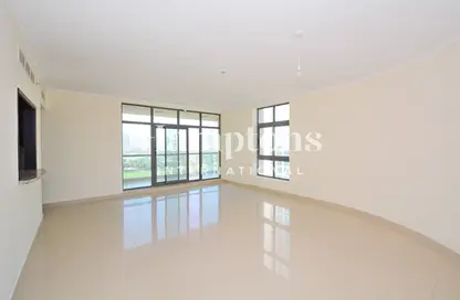 Apartment - 2 Bedrooms - 2 Bathrooms for rent in The Links West Tower - The Links - The Views - Dubai