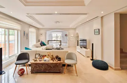 Villa - 4 Bedrooms - 5 Bathrooms for rent in The Centro - The Villa - Dubai