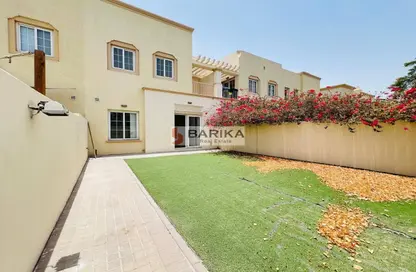 فيلا - 2 غرف نوم - 3 حمامات للايجار في الينابيع 4 - الينابيع - دبي