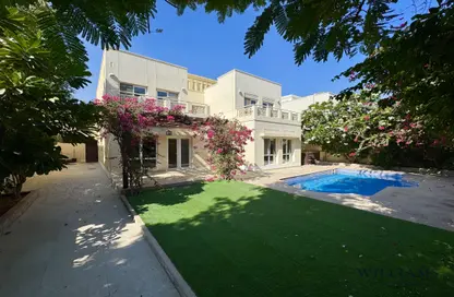 Villa - 4 Bedrooms - 4 Bathrooms for sale in Meadows 2 - Meadows - Dubai