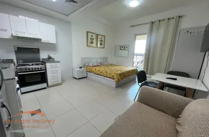 Apartment - 1 Bathroom for rent in Al Khail Heights - Al Quoz - Dubai