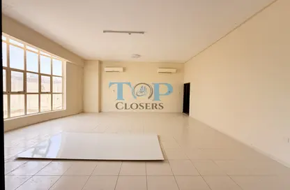Apartment - 2 Bedrooms - 2 Bathrooms for rent in Al Habooy - Al Markhaniya - Al Ain