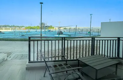 Apartment - 1 Bedroom - 2 Bathrooms for rent in Waters Edge - Yas Island - Abu Dhabi
