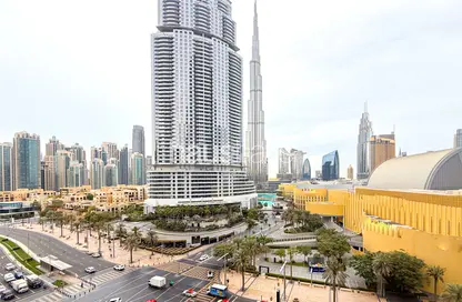 Apartment - 3 Bedrooms - 5 Bathrooms for sale in Boulevard Point - Downtown Dubai - Dubai
