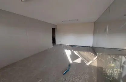 Co-working space - Studio - 2 Bathrooms for rent in Al Rashidiya Towers - Al Rashidiya - Ajman Downtown - Ajman