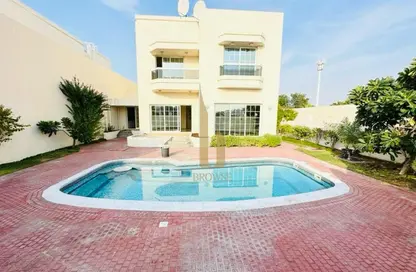 Villa - 5 Bedrooms - 5 Bathrooms for rent in Umm Suqeim 2 Villas - Umm Suqeim 2 - Umm Suqeim - Dubai Villa - 5 Bedrooms - 5 Bathrooms for rent in Umm Suqeim 2 Villas - Umm Suqeim 2 - Umm Suqeim - Dubai