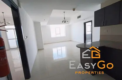 شقة - 2 غرف نوم - 2 حمامات للايجار في برج ربيعة - مجان - دبي لاند - دبي