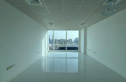 Office Space - Studio for rent in Tamani Art Tower - Business Bay - Dubai