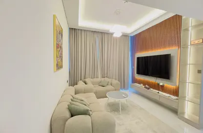 Apartment - 1 Bedroom - 2 Bathrooms for sale in Samana Park Views - Arjan - Dubai
