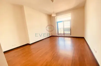 Empty Room image for: Apartment - 2 Bedrooms - 4 Bathrooms for sale in Green Lake Tower 2 - Green Lake Towers - Jumeirah Lake Towers - Dubai, Image 1