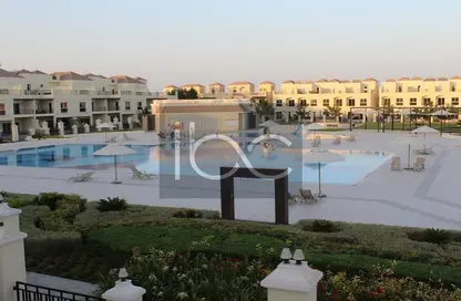 Pool image for: Townhouse - 4 Bedrooms - 3 Bathrooms for rent in Bayti Townhouses - Al Hamra Village - Ras Al Khaimah, Image 1