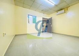 Staff Accommodation - 8 bathrooms for rent in M-37 - Mussafah Industrial Area - Mussafah - Abu Dhabi