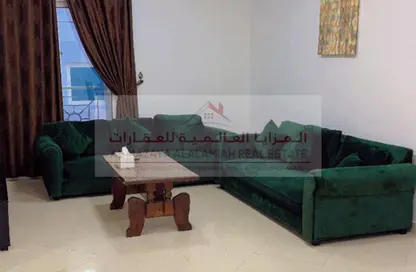شقة - غرفة نوم - 2 حمامات للايجار في برج منازل 5 - شارع التعاون - التعاون - الشارقة