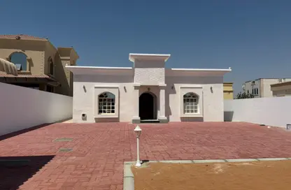 Villa - 4 Bedrooms - 5 Bathrooms for rent in Al Dhait South - Al Dhait - Ras Al Khaimah