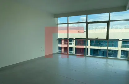 Apartment - 3 Bedrooms - 4 Bathrooms for rent in P2752 - Al Raha Beach - Abu Dhabi