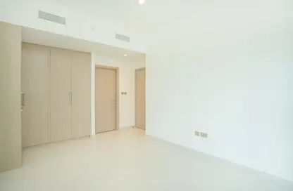 Apartment - 2 Bedrooms - 2 Bathrooms for rent in Burj Royale - Downtown Dubai - Dubai