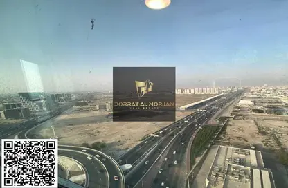 شقة - 3 غرف نوم - 4 حمامات للايجار في برج البوابة 1 - مشيرف - عجمان