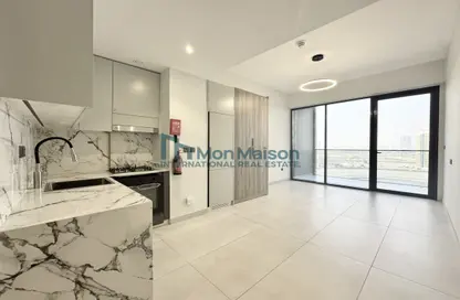 شقة - 1 حمام للايجار في الأمل تاور - مدينة دبي الرياضية - دبي