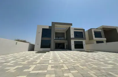 Villa - 6 Bedrooms - 7 Bathrooms for sale in Seih Al Ghubb - Ras Al Khaimah