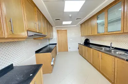 Apartment - 3 Bedrooms - 3 Bathrooms for rent in Al Warqa'a 1 - Al Warqa'a - Dubai