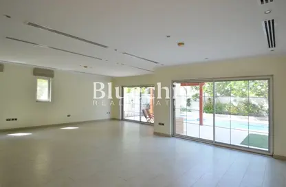 Villa - 4 Bedrooms - 5 Bathrooms for rent in Legacy - Jumeirah Park - Dubai
