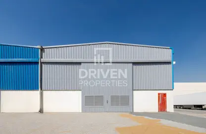 Warehouse - Studio for rent in Industrial Zone - Dubai Industrial City - Dubai