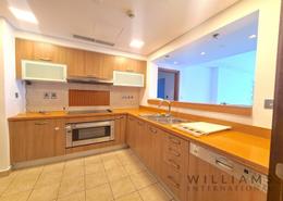 Apartment - 2 bedrooms - 2 bathrooms for sale in Marina Residences 4 - Marina Residences - Palm Jumeirah - Dubai