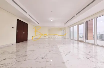 Apartment - 4 Bedrooms - 4 Bathrooms for rent in Canal View Building - Al Raha Beach - Abu Dhabi