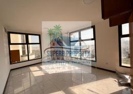 Apartment - 3 bedrooms - 4 bathrooms for rent in Madinat Zayed - Abu Dhabi