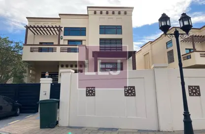 Villa - 5 Bedrooms - 6 Bathrooms for rent in Hills Abu Dhabi - Al Maqtaa - Abu Dhabi