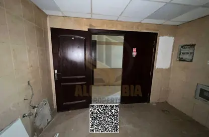 Office Space - Studio - 1 Bathroom for rent in Al Rumailah building - Al Rumailah 2 - Al Rumaila - Ajman