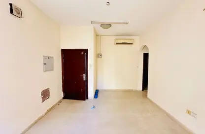 Apartment - 1 Bedroom - 1 Bathroom for rent in Al Shamsi 1 - Muwaileh Commercial - Sharjah