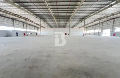Warehouse - Studio for rent in Saih Shuaib 3 - Dubai Industrial City - Dubai