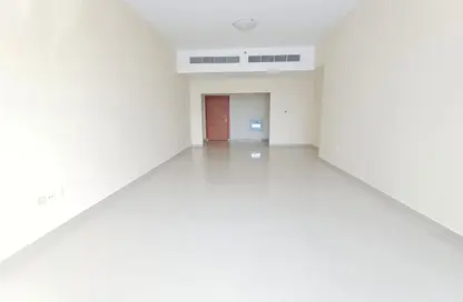 Apartment - 3 Bedrooms - 4 Bathrooms for rent in Golden Sands Tower - Al Nahda - Sharjah