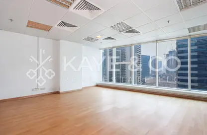 مكتب - استوديو - 1 حمام للايجار في برج المنارة - الخليج التجاري - دبي