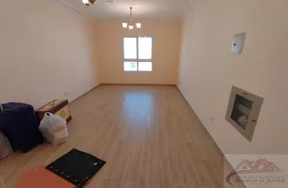 Apartment - 1 Bedroom - 2 Bathrooms for rent in Muwaileh 29 Building - Muwaileh - Sharjah