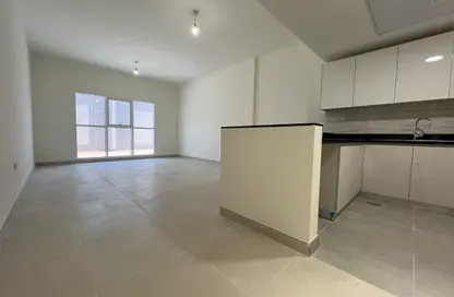 Apartment - Studio - 1 Bathroom for rent in Rawdhat Abu Dhabi - Abu Dhabi