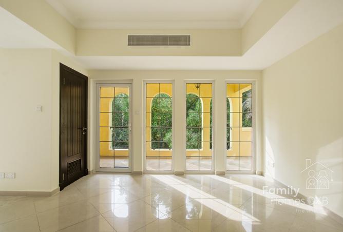 15881861 - صورة العقار 3