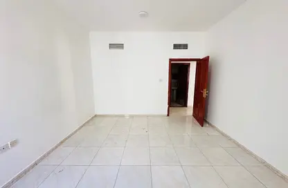 Apartment - 2 Bedrooms - 2 Bathrooms for rent in Fire Station Road - Muwaileh - Sharjah